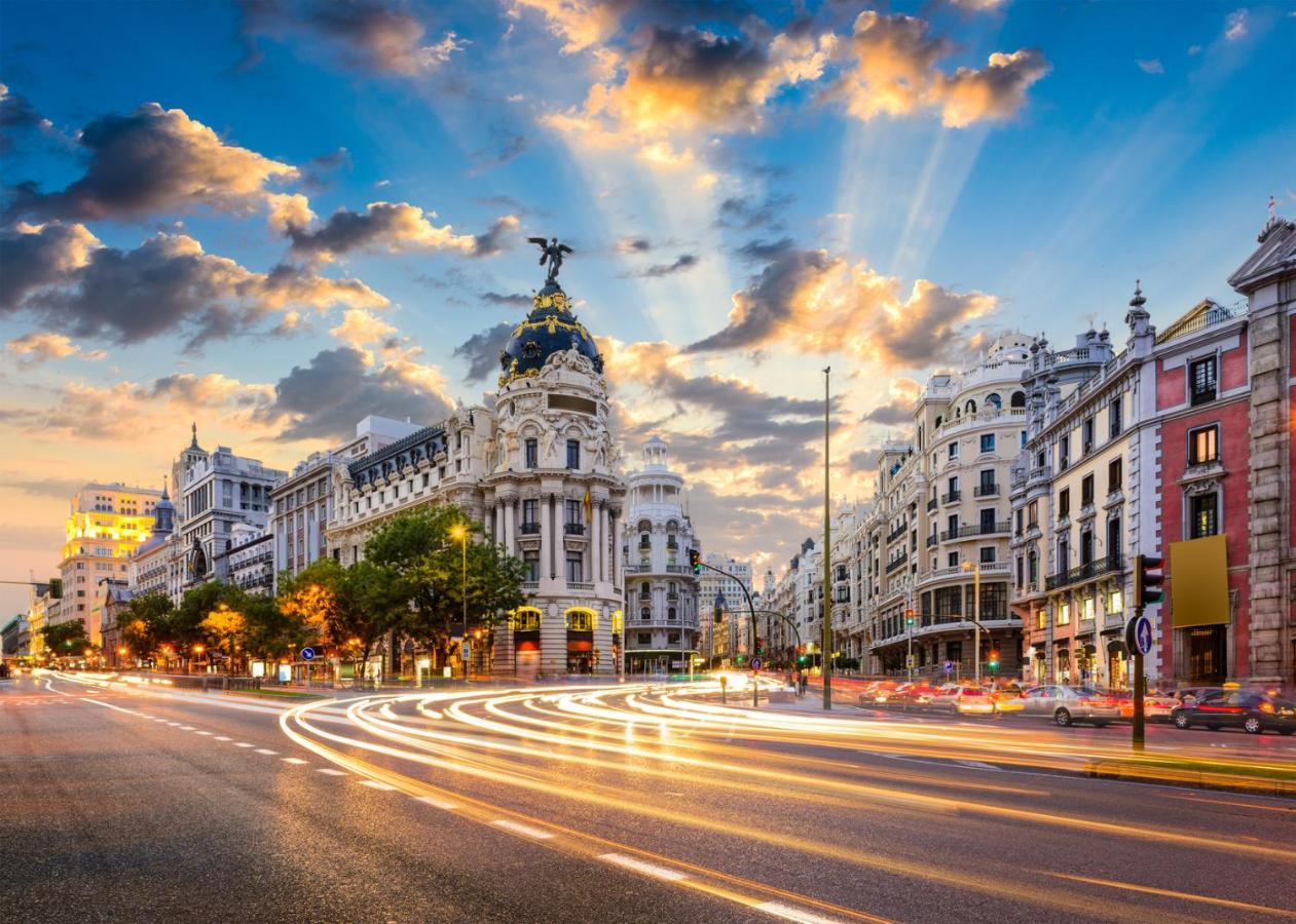Bookingham ★Apartaments & Suites Madrid Buitenkant foto